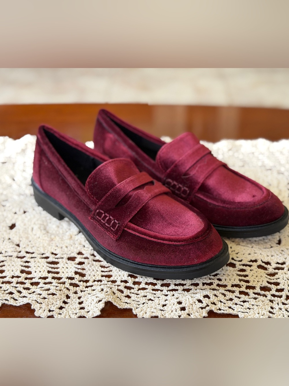 Time and Tru Women's Velvet Loafers in Wine